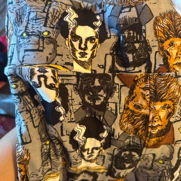 LuLaRoe Multicolor Graphic Leggings - Picture 3 of 3